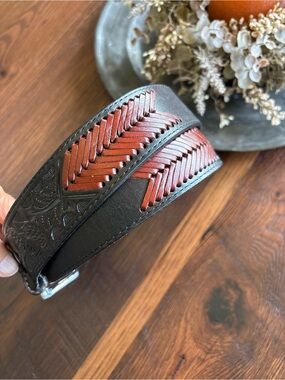 Western Hand Tooled Leather Rodeo Black/Brown Leather Belt, Cowboy, Unisex 34